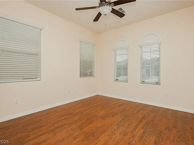 11220 Robin Park Ave — Photo 20