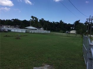2315 Farmsite Rd, Violet, LA 70092