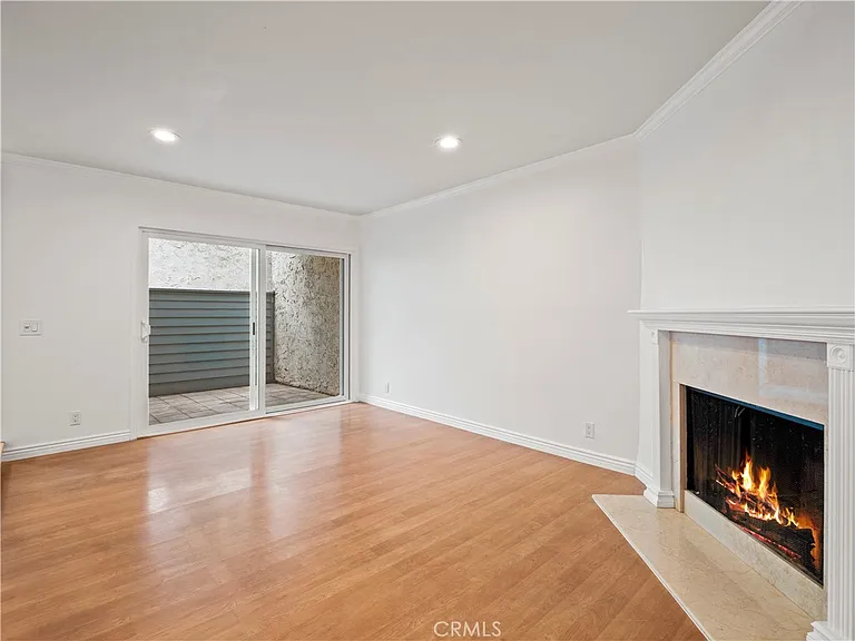 18411 Hatteras St #138 — Photo 3