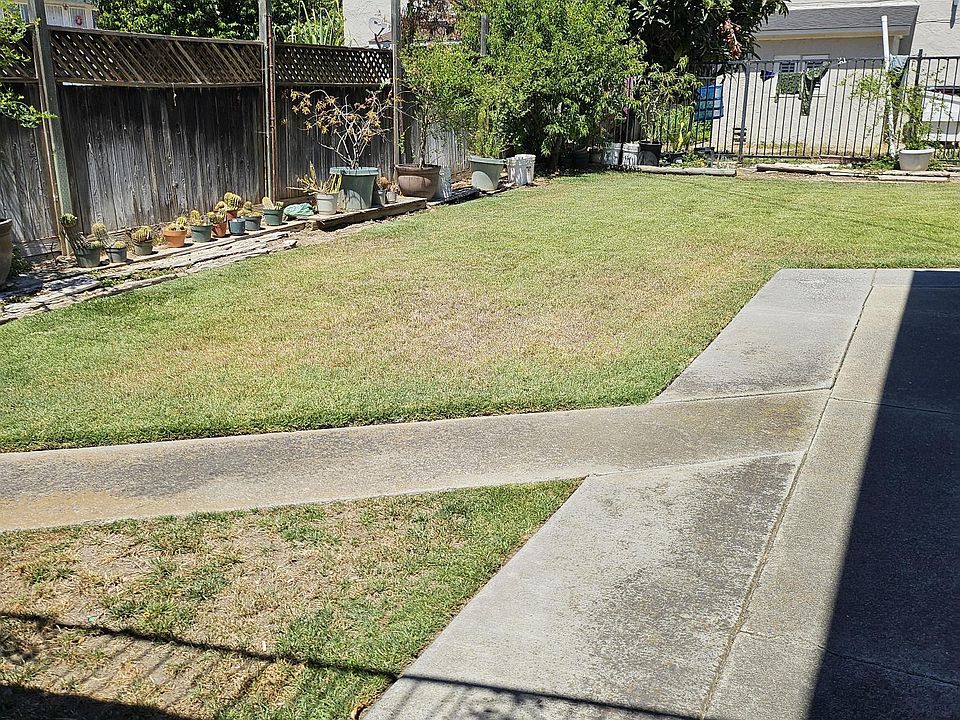 2nd image of 1806 Welch Ave #3