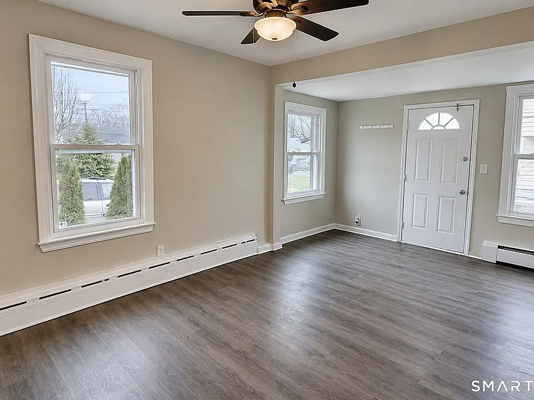 17 N Spring St #1 — Photo 2