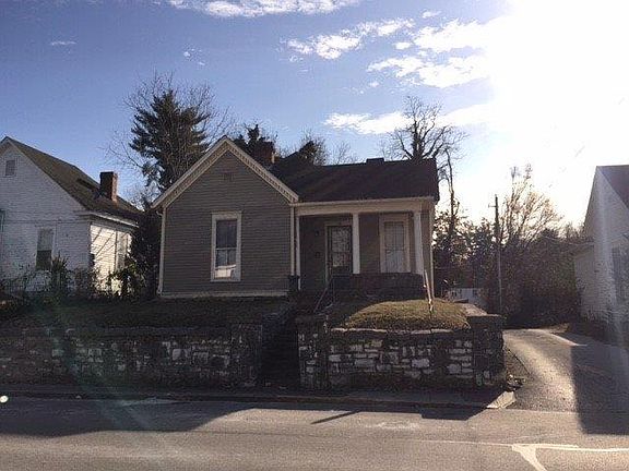 2nd image of 213 E Todd St
