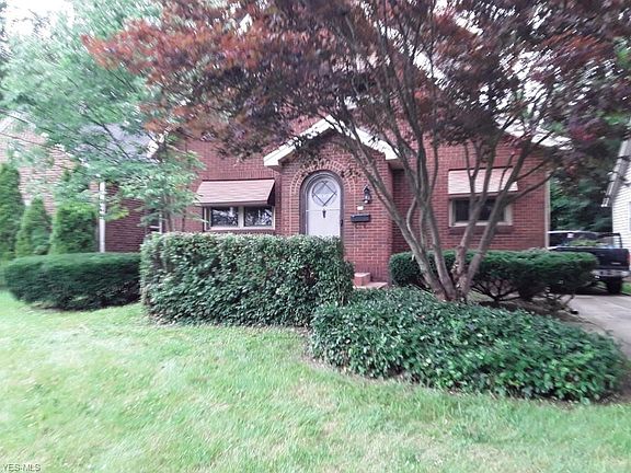 2nd image of 22 Clifton Dr
