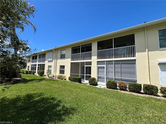 3rd image of 5709 Foxlake DR Apt 2