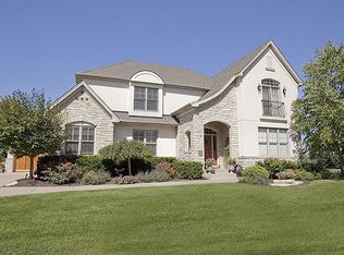 21244 S Redwood Ln, Shorewood, IL 60404