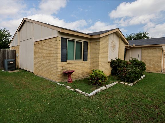 4th image of 5404 Windy Meadow Dr
