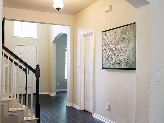 2nd image of 1209 Glen Ellen Ct