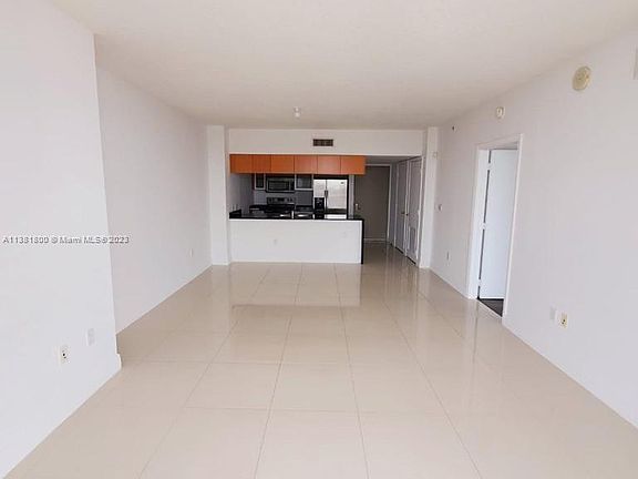 2nd image of 1750 N Bayshore Dr APT 4212