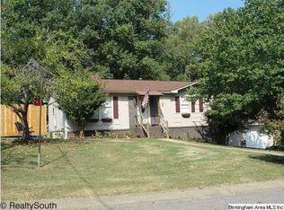 2832 Buckskin Dr, Gardendale, AL 35071