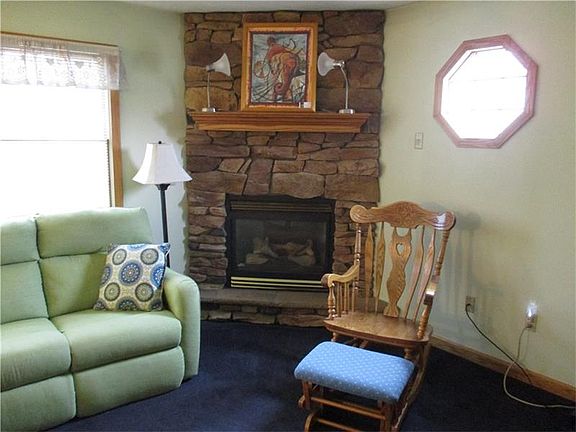 2nd image of 3653 Tiffany Ln