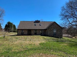 190 Abbey Ln, Killen, AL 35645