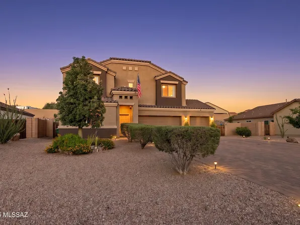 571 S Courts Redford Dr, Vail, AZ 85641