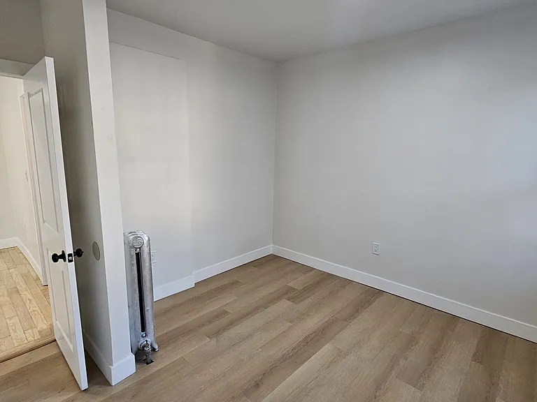 209 Columbia Ave #2 — Photo 7