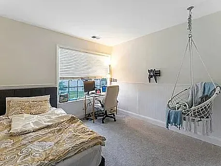 116 Harvest Ln — Photo 5