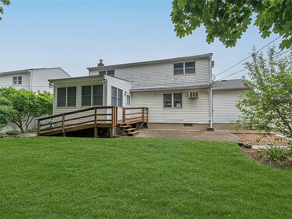 4th image of 5 Crescent Dr