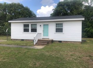 72 W Erwin St, Coats, NC 27521