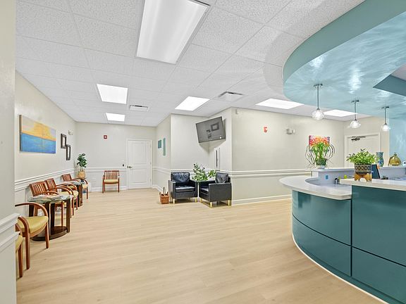 2nd image of 3606 Maclay Blvd