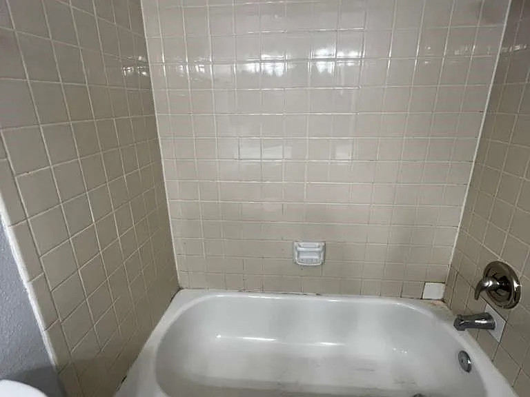 5662 E Lake Mead Blvd #A — Photo 17