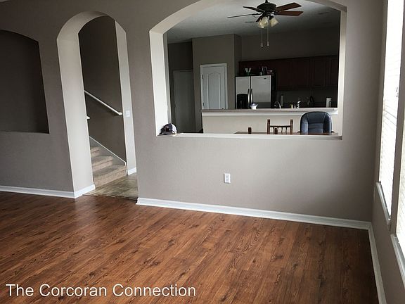 4th image of 7141 Harmony Square Dr S