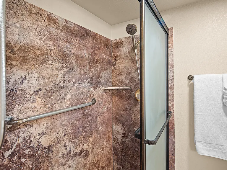 525 Coronado Trl — Photo 31
