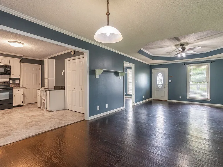 3704 Trenton Rd — Photo 9