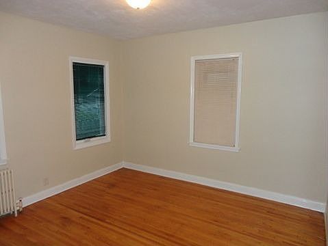 5th image of 3559 Morgan Ave N
