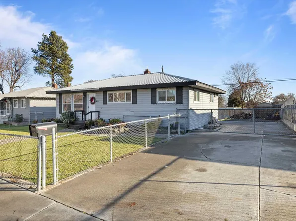 601 S Buntin St, Kennewick, WA 99336