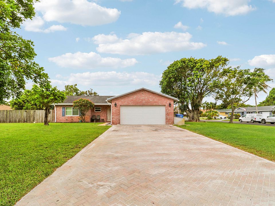 1st image of 98 Pintail Court