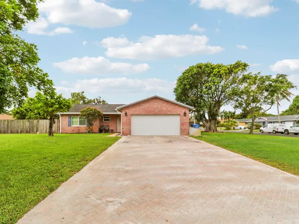 98 Pintail Court, Royal Palm Beach, FL 33411