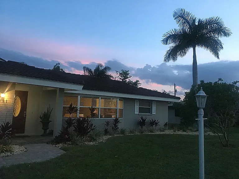 8361 Cypress Lake Dr — Photo 2