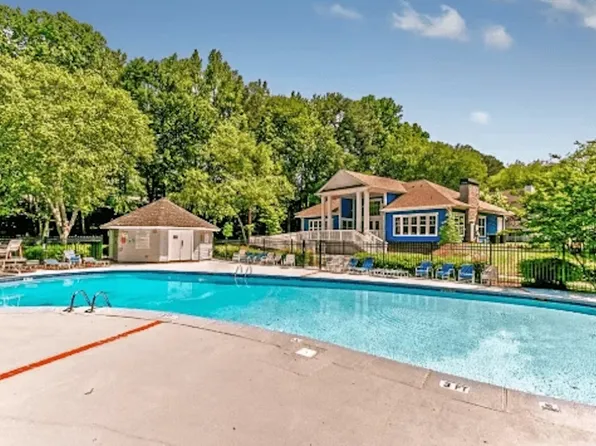 Birch Run Apartments