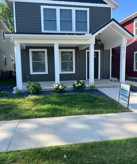 621 W Main St #621 — Photo 2