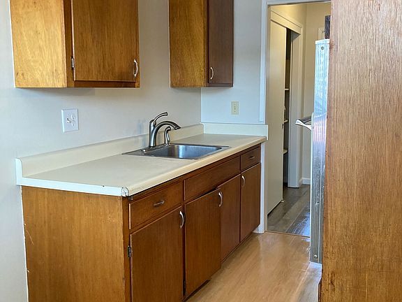 2nd image of 115 Santa Helena Ave APT 5