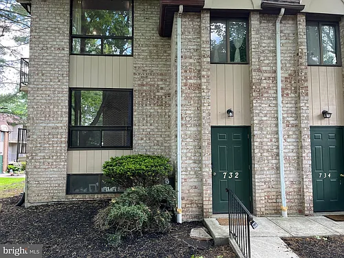 732 Putnam Blvd #A Photo 1
