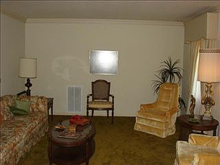 3rd image of 110 Twin Lakes Dr