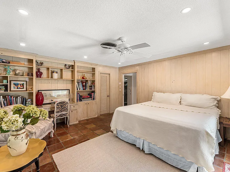 1350 Spanish River Rd — Photo 30