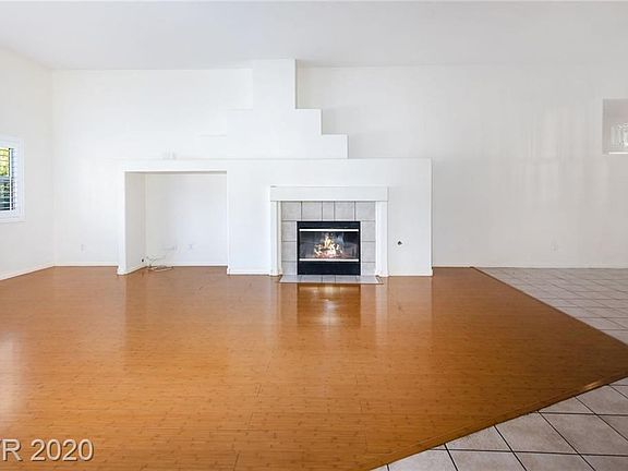 2nd image of 7729 Kiowa Pointe St