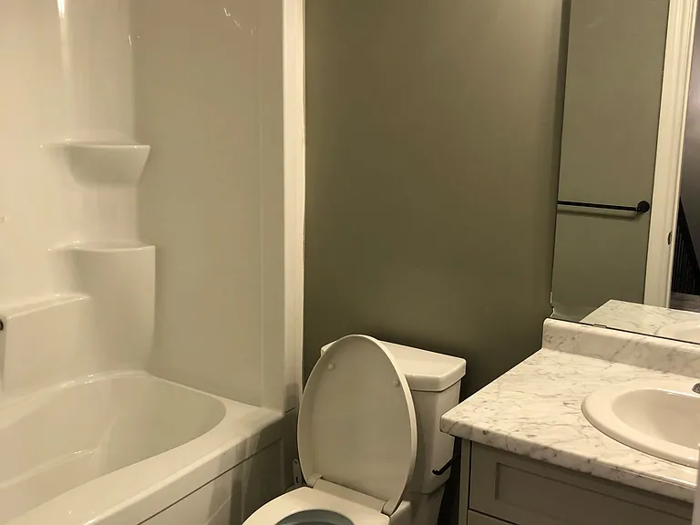 8439 Willoughby Dr W — Photo 11