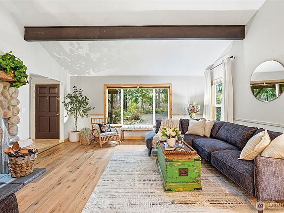 5th image of 44203 Pine Road