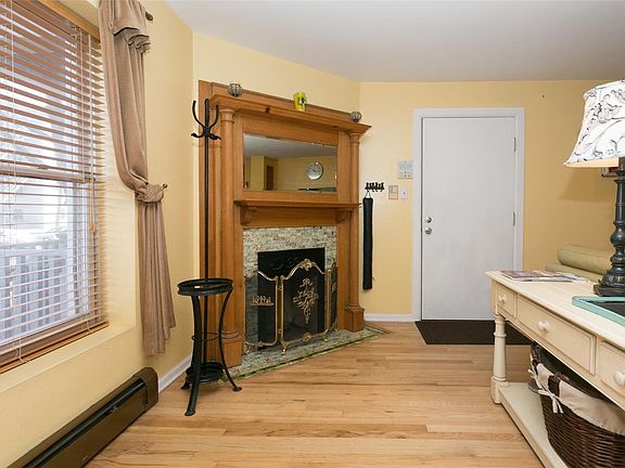 4th image of 1123 N Sherman St APT B