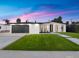 22901 Wyandotte St, West Hills, CA 91307