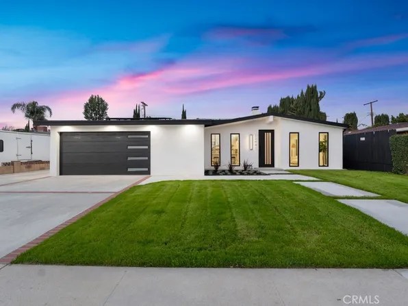 22901 Wyandotte St, West Hills, CA 91307