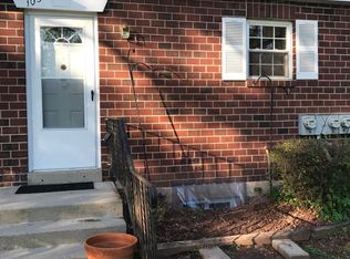 105 Village Ln, Pottstown, PA 19464