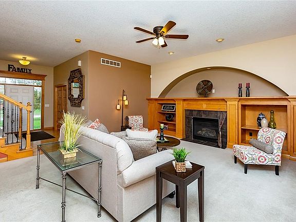 5th image of 9205 Enfield Dr