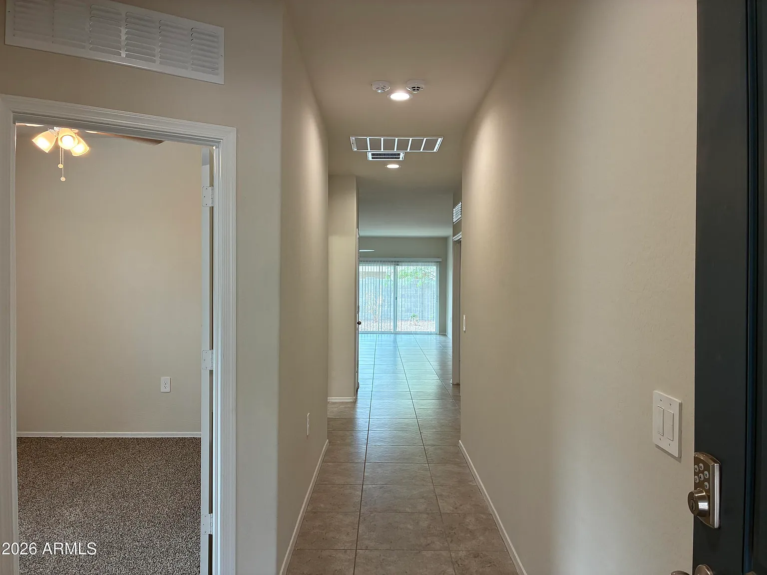 3 bed, 2.0 bath, 1604 sqft, $1,895 — Photo 4
