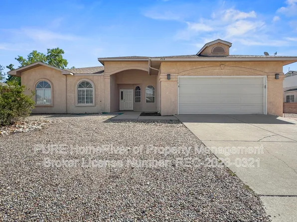 808 Benson Park Ct SE, Rio Rancho, NM 87124