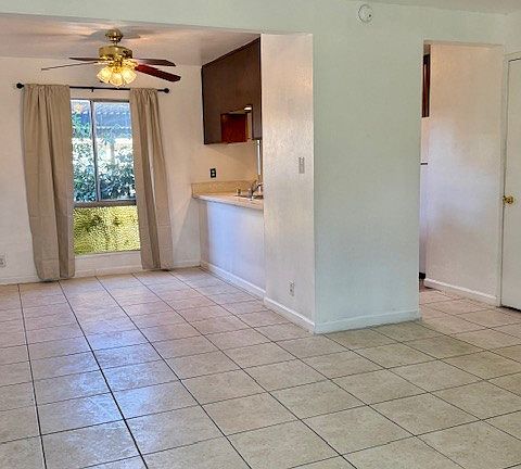 4th image of 2065 Olivera Rd APT C