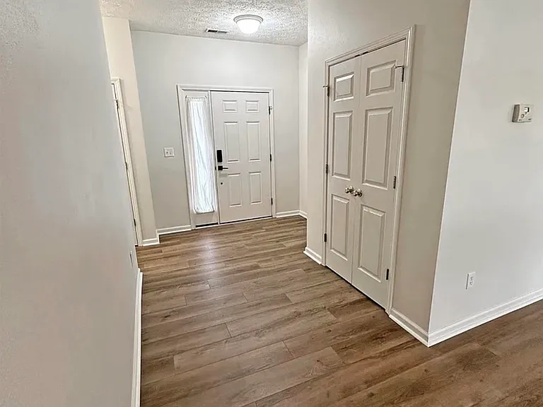 2231 Cousteau Dr — Photo 2