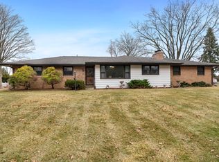 7605 Meander Dr, Rockford, IL 61107