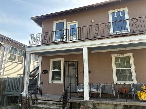 2nd image of 2318 Amelia St